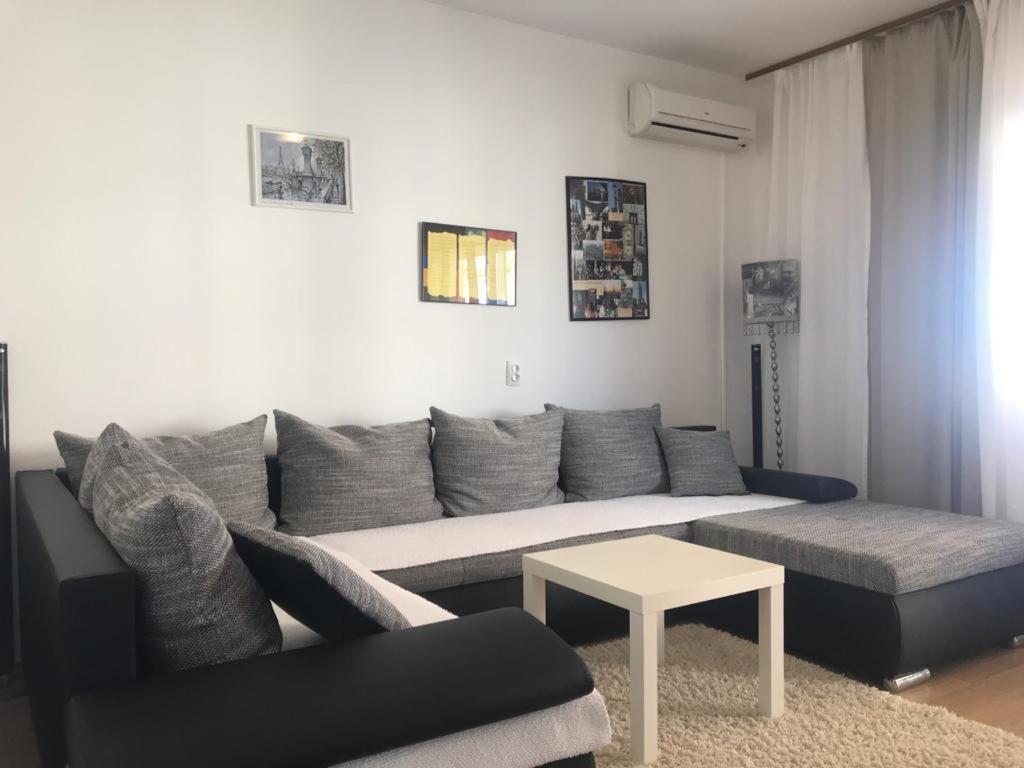 Apartments Vojin Trogir Eksteriør billede