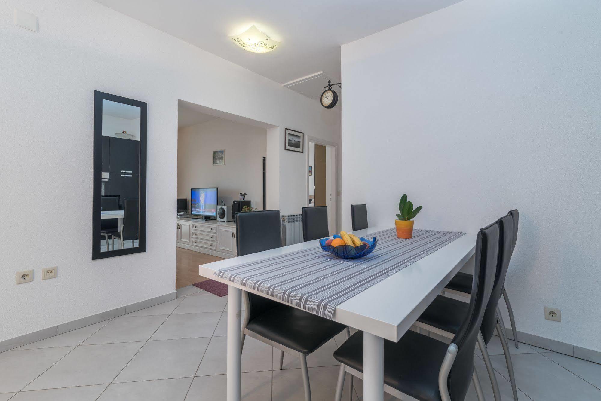 Apartments Vojin Trogir Eksteriør billede