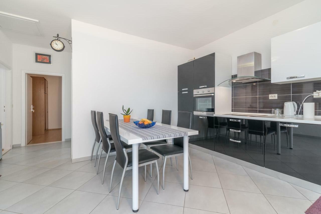 Apartments Vojin Trogir Eksteriør billede