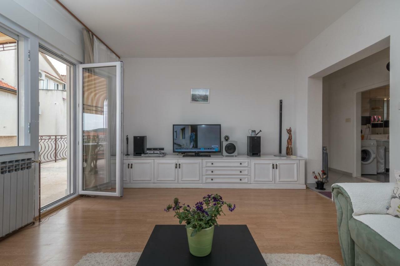 Apartments Vojin Trogir Eksteriør billede