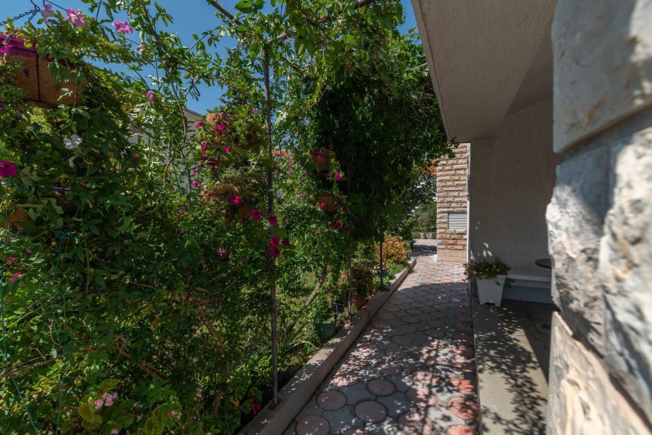 Apartments Vojin Trogir Eksteriør billede