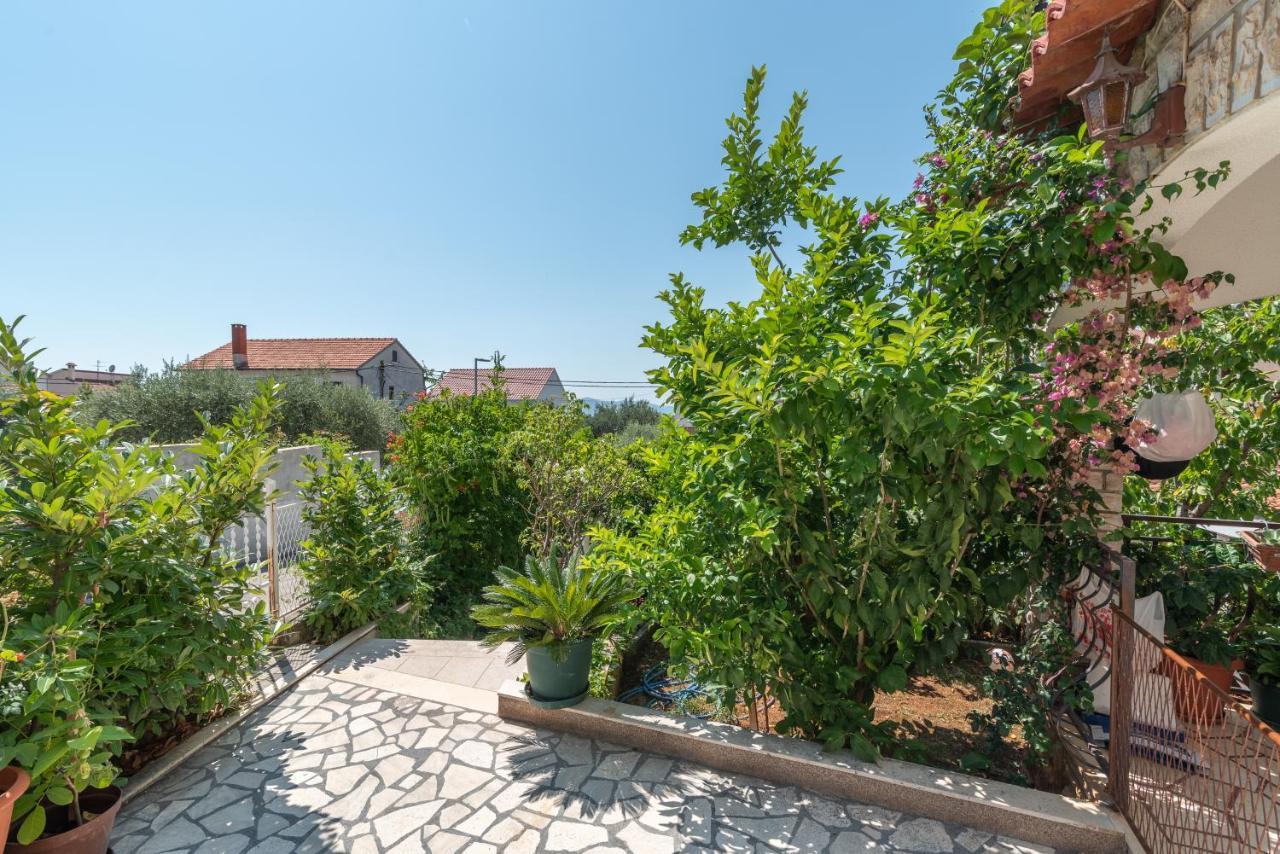 Apartments Vojin Trogir Eksteriør billede